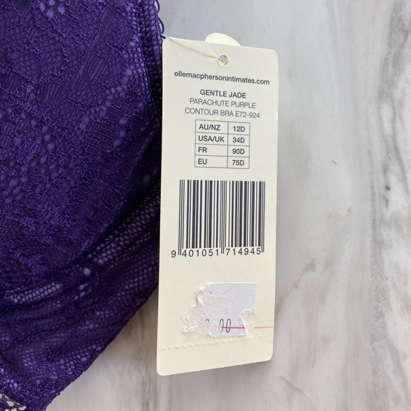 NWT Elle Macpherson lace bra - Picture 2 of 2